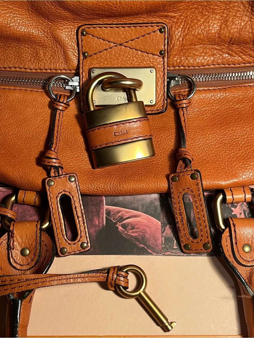 CHLOE PADDINGTON Leather Slouch Shoulder Bag (LOCK & KEY ) ICONIC Early 2000s 🤎 - Picture 4 of 16